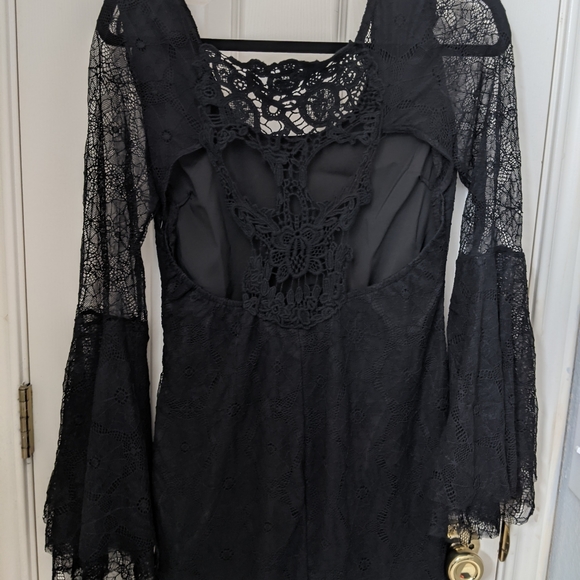 Halloween Goth Black Skull Back Lace Dress - Picture 4 of 5